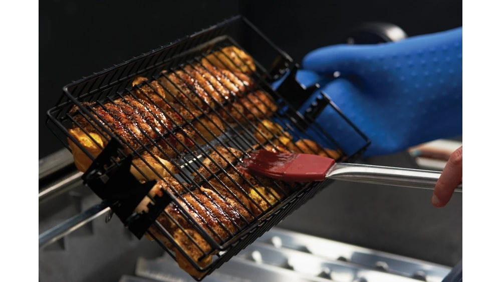 Grill Pro Deluxe Non-Stick Flat Spit Basket 5 Grill Pro Deluxe Non-Stick Flat Spit Basket - Image 5
