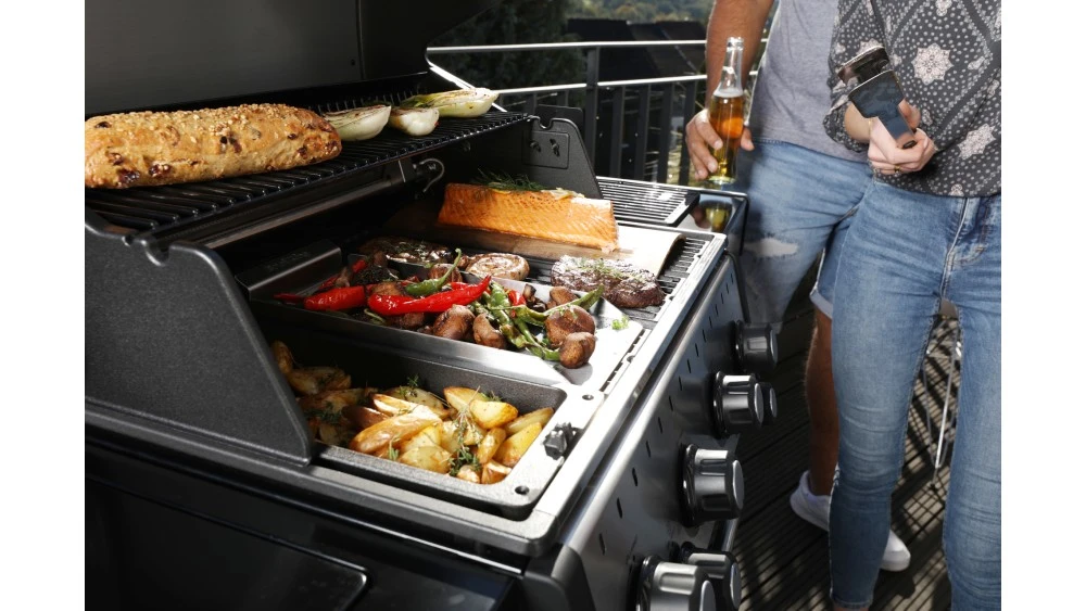 Broil King Crown 490 BBQ - Free Cover 4 Broil King Crown 490 BBQ - Free Cover - Image 4