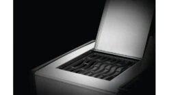 Napoleon Rogue RXT625SIBPSS-1-GB Gas BBQ - Free Cover & Accessories 7 Napoleon Rogue RXT625SIBPSS-1-GB Gas BBQ - Free Cover & Accessories -Grill And Chill RXT525 625 1 SideBurner IR LargeShelf SS 1000x563 2