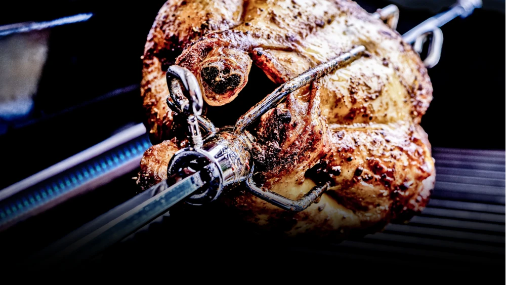 Broil King Monarch 390 Gas BBQ - Free Cover 5 Broil King Monarch 390 Gas BBQ - Free Cover - Image 5